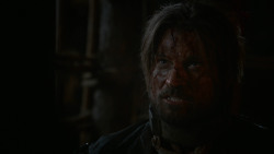 extant_GameOfThrones_2x07-AManWithoutHonor_5587