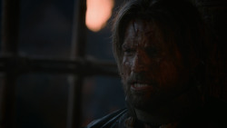 extant_GameOfThrones_2x07-AManWithoutHonor_5603