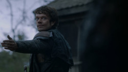 extant_GameOfThrones_2x07-AManWithoutHonor_5679