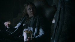 extant_GameOfThrones_2x08-ThePrinceOfWinterfell_0125