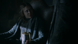extant_GameOfThrones_2x08-ThePrinceOfWinterfell_0147