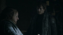 extant_GameOfThrones_2x08-ThePrinceOfWinterfell_0158