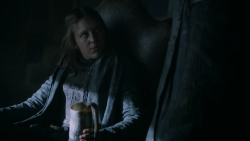extant_GameOfThrones_2x08-ThePrinceOfWinterfell_0202