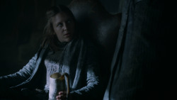 extant_GameOfThrones_2x08-ThePrinceOfWinterfell_0203