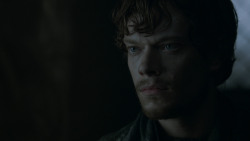 extant_GameOfThrones_2x08-ThePrinceOfWinterfell_0365
