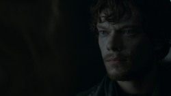 extant_GameOfThrones_2x08-ThePrinceOfWinterfell_0373