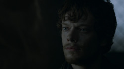 extant_GameOfThrones_2x08-ThePrinceOfWinterfell_0395
