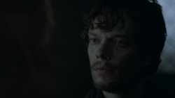 extant_GameOfThrones_2x08-ThePrinceOfWinterfell_0399