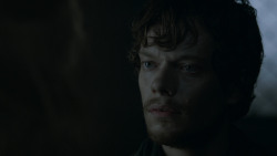 extant_GameOfThrones_2x08-ThePrinceOfWinterfell_0400