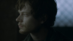 extant_GameOfThrones_2x08-ThePrinceOfWinterfell_0427