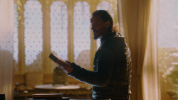 extant_GameOfThrones_2x08-ThePrinceOfWinterfell_1974