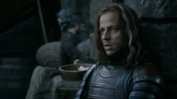 extant_GameOfThrones_2x08-ThePrinceOfWinterfell_2705