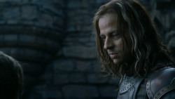 extant_GameOfThrones_2x08-ThePrinceOfWinterfell_2741