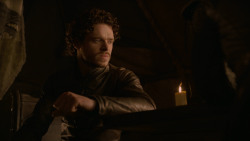 extant_GameOfThrones_2x08-ThePrinceOfWinterfell_3547
