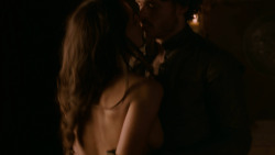 extant_GameOfThrones_2x08-ThePrinceOfWinterfell_4212