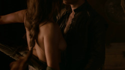 extant_GameOfThrones_2x08-ThePrinceOfWinterfell_4213