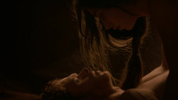 extant_GameOfThrones_2x08-ThePrinceOfWinterfell_4265