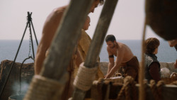 extant_GameOfThrones_2x08-ThePrinceOfWinterfell_4905
