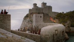 extant_GameOfThrones_2x08-ThePrinceOfWinterfell_5097
