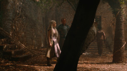 extant_GameOfThrones_2x08-ThePrinceOfWinterfell_5128
