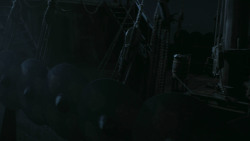 extant_GameOfThrones_2x09-Blackwater_0038