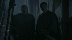 extant_GameOfThrones_2x09-Blackwater_0181