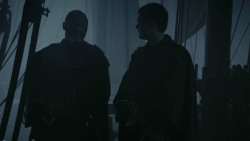 extant_GameOfThrones_2x09-Blackwater_0196