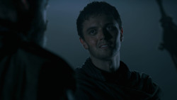 extant_GameOfThrones_2x09-Blackwater_0216