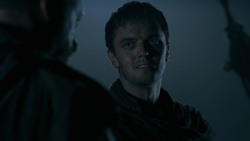 extant_GameOfThrones_2x09-Blackwater_0235