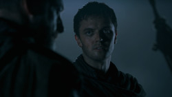 extant_GameOfThrones_2x09-Blackwater_0240