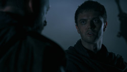 extant_GameOfThrones_2x09-Blackwater_0245