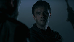 extant_GameOfThrones_2x09-Blackwater_0258