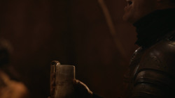 extant_GameOfThrones_2x09-Blackwater_0717