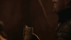 extant_GameOfThrones_2x09-Blackwater_0718