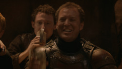 extant_GameOfThrones_2x09-Blackwater_0734