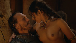 extant_GameOfThrones_2x09-Blackwater_0834