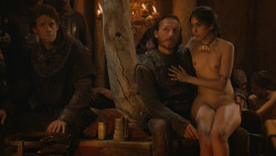 extant_GameOfThrones_2x09-Blackwater_0869