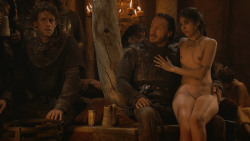 extant_GameOfThrones_2x09-Blackwater_0890
