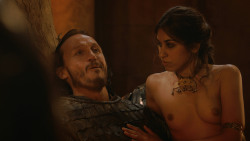 extant_GameOfThrones_2x09-Blackwater_0932
