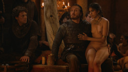 extant_GameOfThrones_2x09-Blackwater_0957