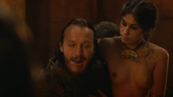 extant_GameOfThrones_2x09-Blackwater_0989