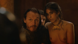 extant_GameOfThrones_2x09-Blackwater_1021