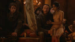 extant_GameOfThrones_2x09-Blackwater_1030