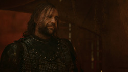 extant_GameOfThrones_2x09-Blackwater_1048