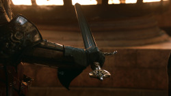 extant_GameOfThrones_2x09-Blackwater_1711