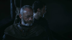 extant_GameOfThrones_2x09-Blackwater_2035
