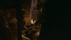 extant_GameOfThrones_2x09-Blackwater_2085
