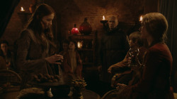 extant_GameOfThrones_2x09-Blackwater_2168