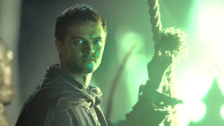 extant_GameOfThrones_2x09-Blackwater_2572
