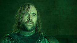 extant_GameOfThrones_2x09-Blackwater_2594